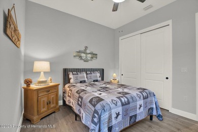 Experience luxury living in the gated GlenLakes Golf & Country - photo 17