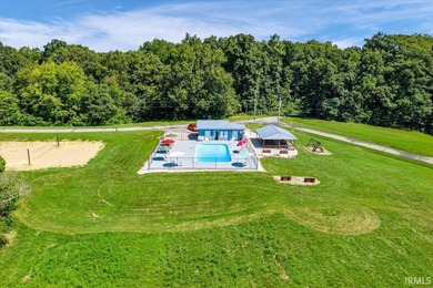 This property is right on the lake, offering nearly an acre of - photo 7