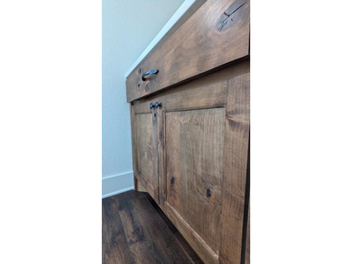 Move-In Ready! Welcome to this stunning, open-concept new