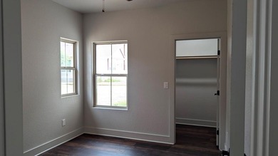 Move-In Ready! Welcome to this stunning, open-concept new