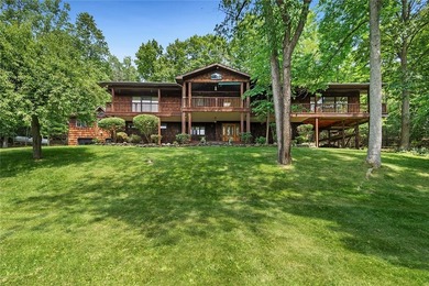 Quintessential West Bluff Drive on Keuka Lake. Nestled among the - photo 1