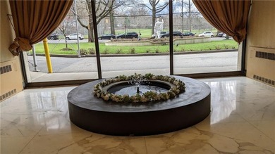 Welcome to this beautifully newly renovated and spacious ~1,000 - photo 4