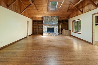 Quintessential West Bluff Drive on Keuka Lake. Nestled among the - photo 5