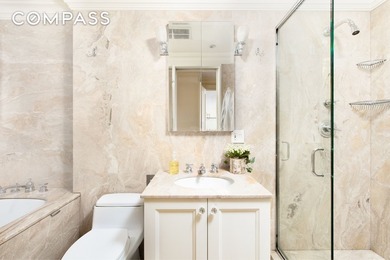 Convertible 2 BDRM! Welcome to high floor views and incredible - photo 7