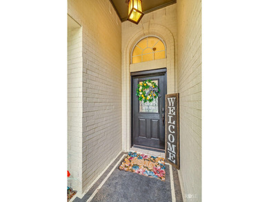 Welcome to this beautifully maintained 4-bedroom, 2.5-bath home - photo 8