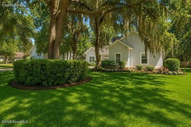 Welcome home to this beautifully designed 4-bedroom, 2.5-bath - photo 2