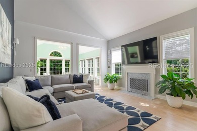 This stunning, end-unit townhome features a grand two-story - photo 9
