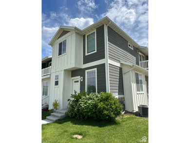 Utah Lake Townhome/Townhouse For Sale in Eagle Mountain Utah