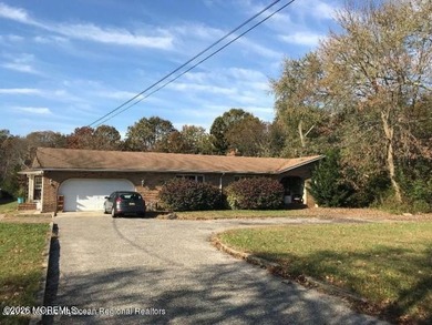 Looking for that perfect multi-generational home where you can - photo 1