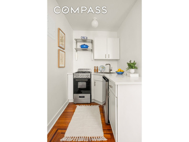 Set within a charming late-19th-century brownstone on one of - photo 3