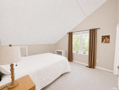 Welcome to your private retreat at Eagle Pointe, where - photo 15