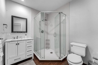 Located on one of Bay Heights' most sought-after streets, this - photo 16