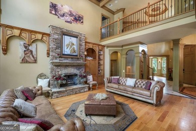 Welcome to an extraordinary estate in the prestigious Woodlands - photo 18