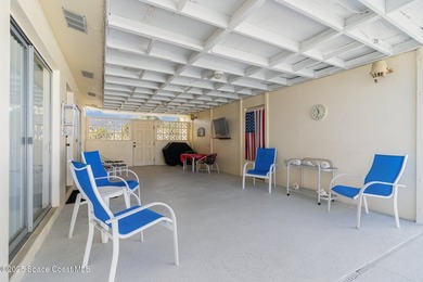 Bright & Cheery Retro Beach Home! You'll fall in love with this - photo 22