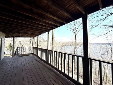 Welcome to your private retreat at Eagle Pointe, where - photo 26