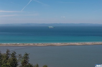 Rare, stunning waterfront property ready for your remodel - photo 7