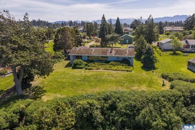 Rare, stunning waterfront property ready for your remodel - photo 8