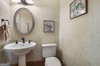 Welcome to an extraordinary estate in the prestigious Woodlands - photo 37