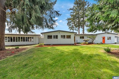 Mid Century Modern Sunland Home -Designed to last.1962 - photo 1