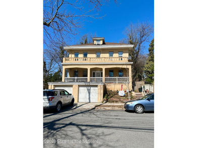 Spacious TwoFamily Home in the Heart of New Dorp Nestled in one - photo 1