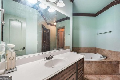Welcome to an extraordinary estate in the prestigious Woodlands - photo 43