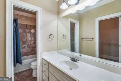Welcome to an extraordinary estate in the prestigious Woodlands - photo 47