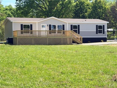 Lake Greenwood Home For Sale in Waterloo South Carolina