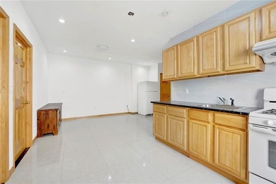 Turnkey 6 Family Investment in Excellent Condition Located in - photo 4