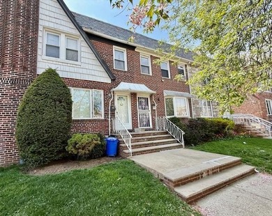 Marine Park! This well maintained 3 Bedroom Brick duplex has an - photo 1