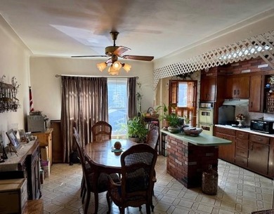 Marine Park! This well maintained 3 Bedroom Brick duplex has an - photo 7