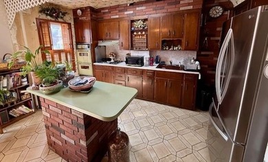 Marine Park! This well maintained 3 Bedroom Brick duplex has an - photo 8
