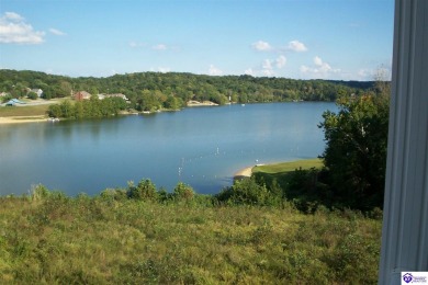Doe Valley Lake Condo Sale Pending in Brandenburg Kentucky