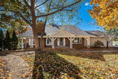 (private lake, pond, coastal) Condo For Sale in Chesterfield Missouri