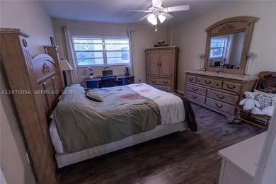 Corner condo located in the heart of Plantation. This spacious - photo 21