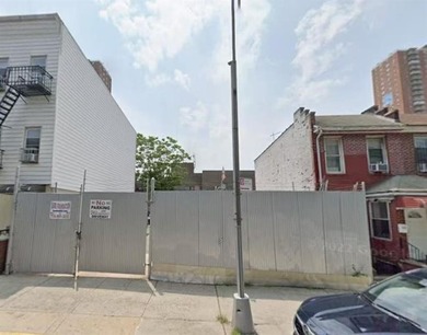 Vacant land for sale located in a desirable residential area - photo 1