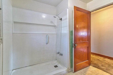Attention investors and developers: this versatile 2.5-acre - photo 22
