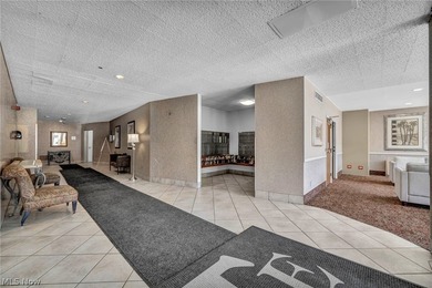 Major Price Improvement! Experience life above it all in Marine - photo 4