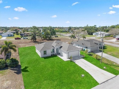 $5K TOWARDS CLOSING COST!!! NOT IN FLOOD ZONE!!! Discover modern - photo 30