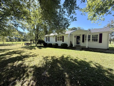 (private lake, pond, creek) Home Sale Pending in Eubank Kentucky