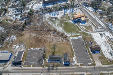 Attention investors and developers: this versatile 2.5-acre - photo 33