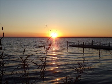 Wow! Looking for a first floor unit? You have found it! And the - photo 35