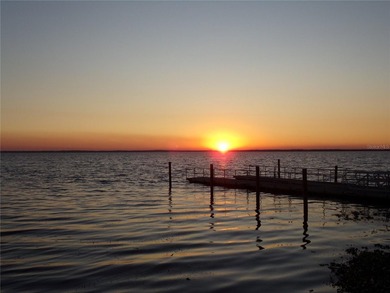 Wow! Looking for a first floor unit? You have found it! And the - photo 38