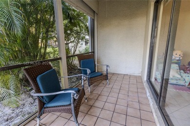 Corner condo located in the heart of Plantation. This spacious - photo 44