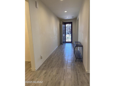 Beautiful Single story, 3 bedrooms 2.5 bath w/Den 2300 sq. ft