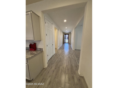 Beautiful Single story, 3 bedrooms 2.5 bath w/Den 2300 sq. ft