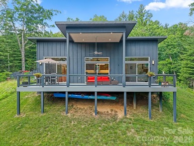 Mountain serenity meets modern comfort in this exceptional - photo 3