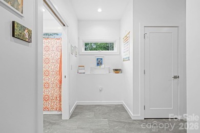 Mountain serenity meets modern comfort in this exceptional - photo 10