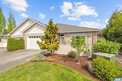 Beautiful single-level townhome in desirable Maple Ridge Estates - photo 3