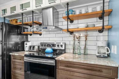 PRICE REDUCTION!!! Coastal living in the North End of Myrtle - photo 6