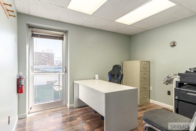 Investors! Grow your real estate portfolio with this smart